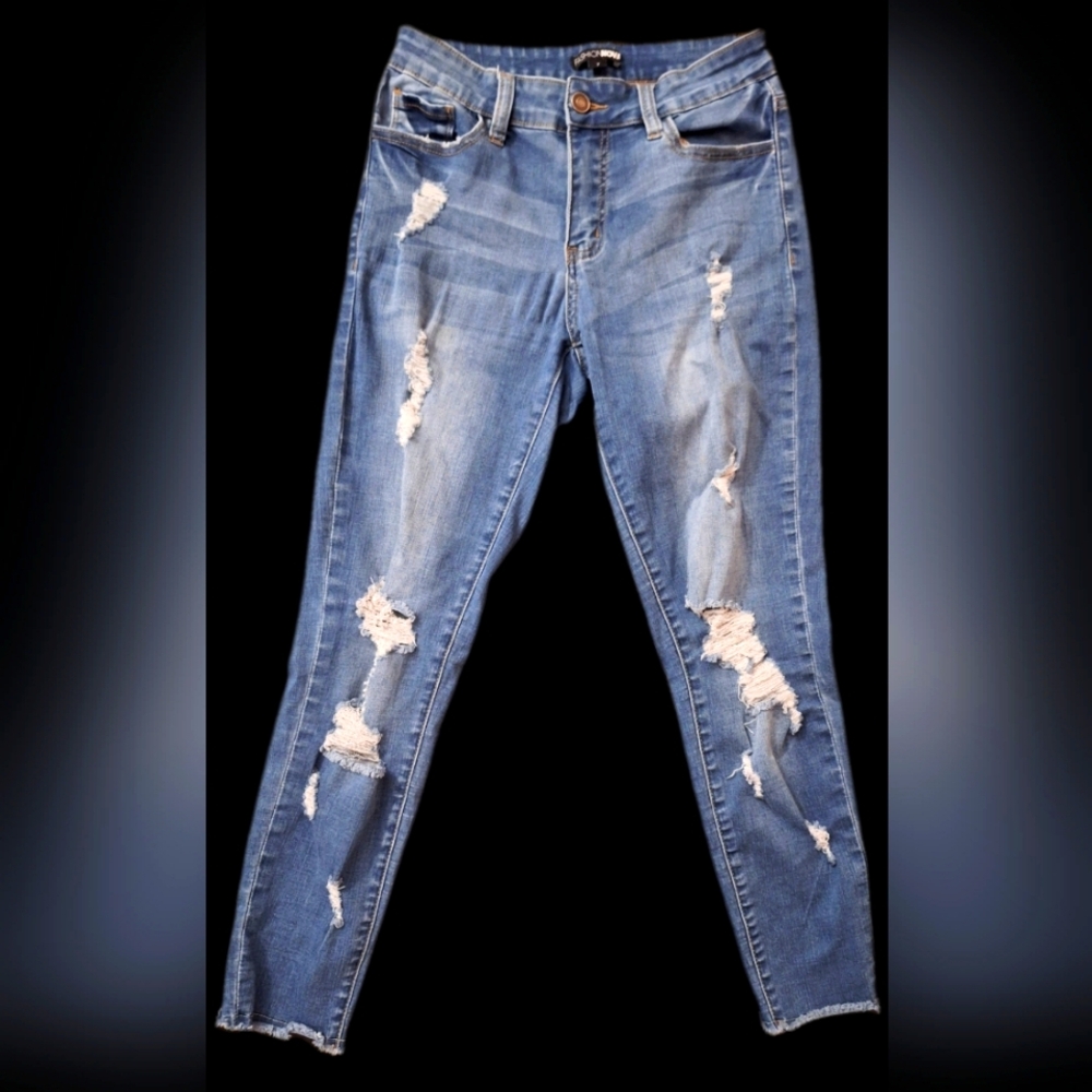 Womens Size 7 (juniors) Skinny Jeans